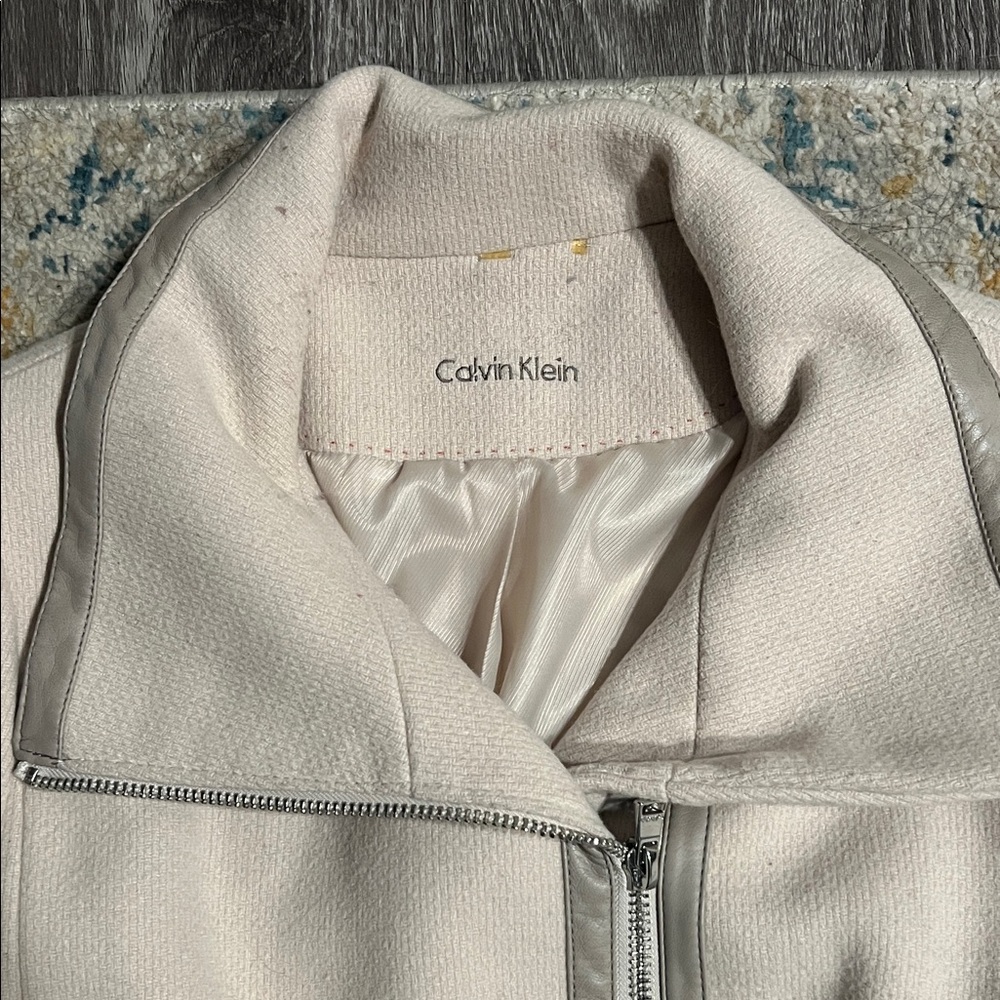 Calvin Klein Cream Trench Coat - Picture 2 of 4